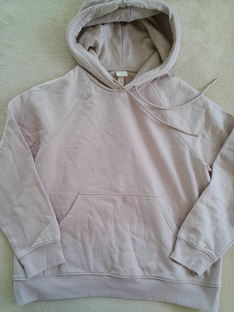 ▼H&M▼ピンクベージュ▼フード付パーカー▼スウェット▼サイズM▼拍卖