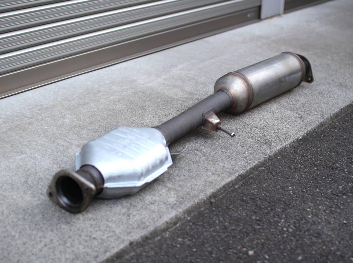 アルテッツァ 純正 触媒 キャタライザー 中間マフラー 車検用に SXE10 拍卖