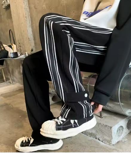 【新品・XLサイズ/black】秋冬 メンズ カジュアルパンツ ルーズフィット ストレートレッグ ※他サイズ有コメントより問合せ下さい拍卖