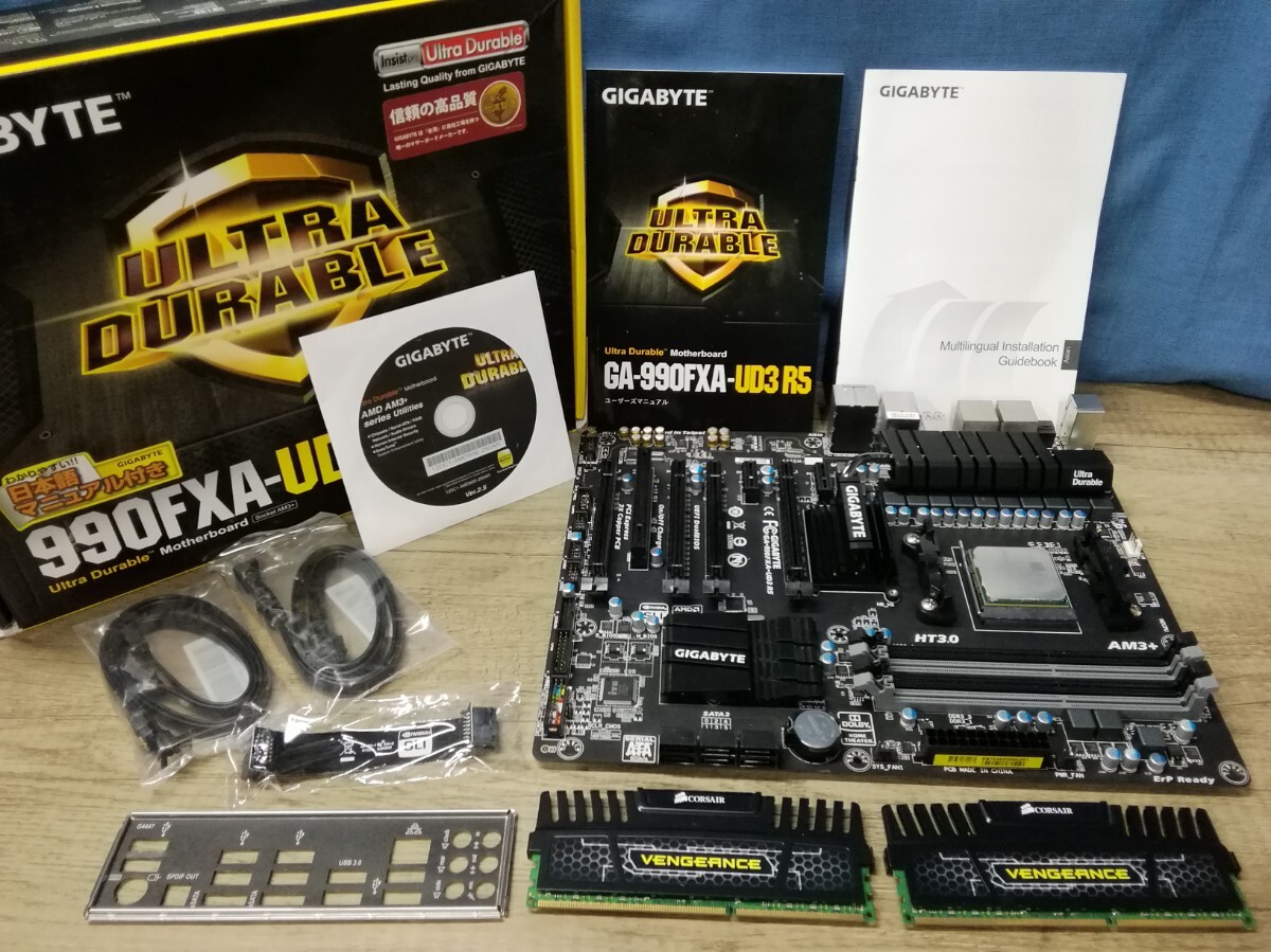 g_t P485 ☆GIGABYTE GA−990FXA−UD3 R5 + FX−8350 + 8GB セット ※BIOS確認済み GPUが必要です 【現状品】拍卖