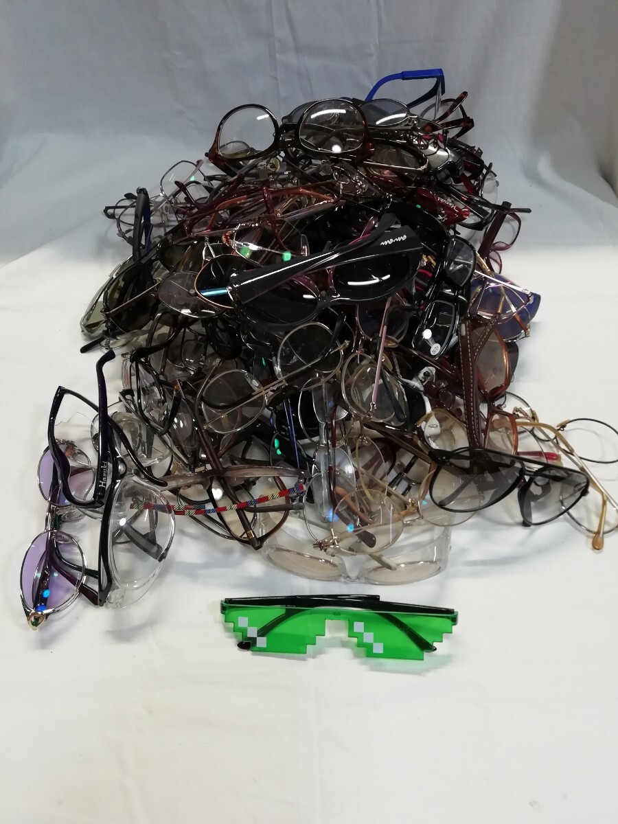 g_t P342 ジャンク 眼鏡 サングラス 約120本まとめ売り めがね 状態様々 破損品あり メガネ おしゃれ コスプレなど 現状 JUNK拍卖