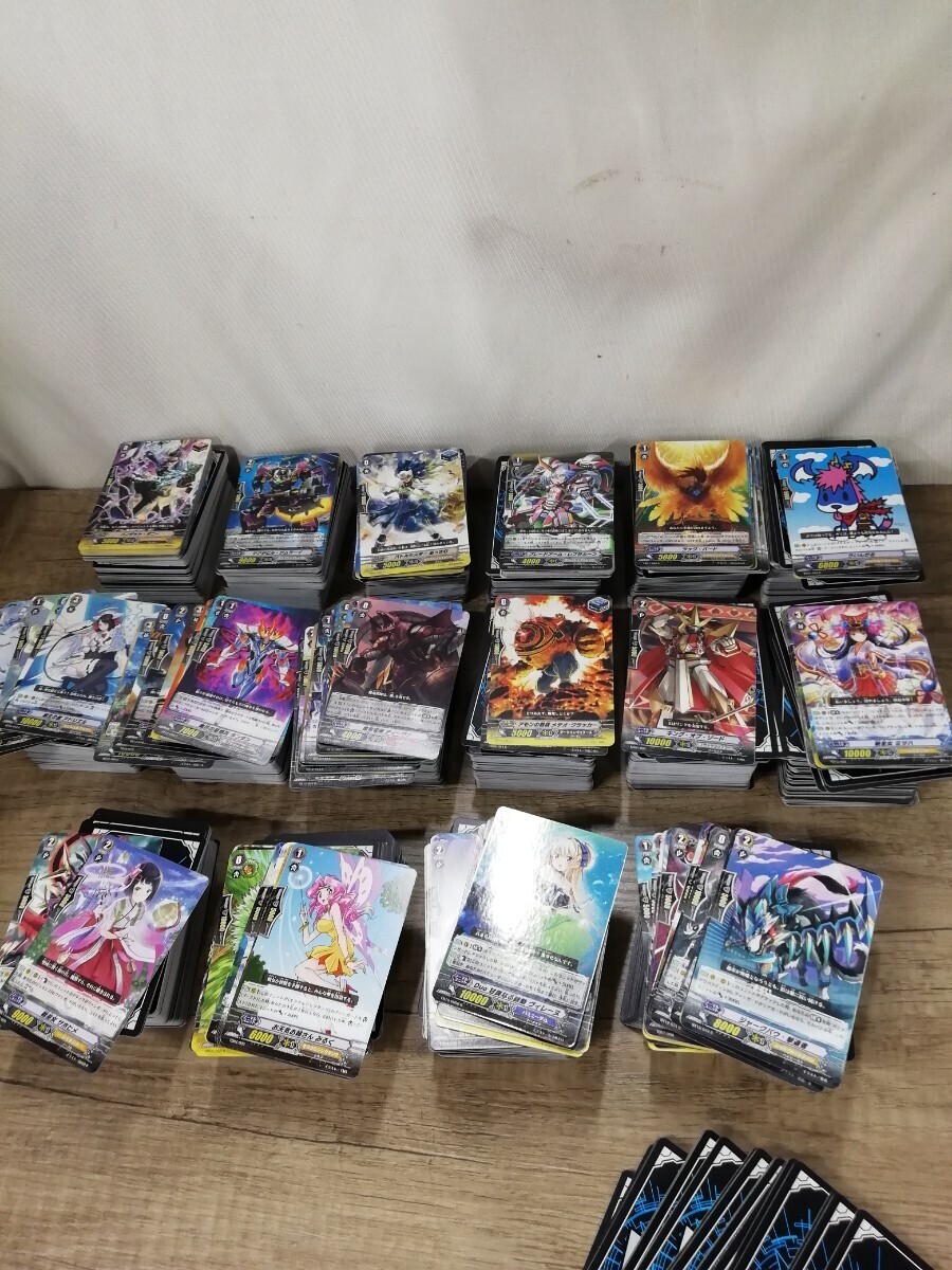 g_t L756 お楽しみ! 約2500枚以上 超大量盛り合わせ カードファイト ヴァンガード! ノーマル キラ トリガー バニラなど 中古拍卖