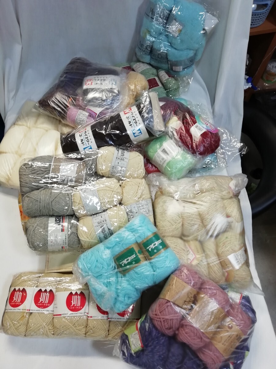 g_t N530 毛糸 大量まとめ売り 毛・ナイロン・アクリル混紡 手芸 ハンドクラフト 編み物 かぎ針編み 中古拍卖