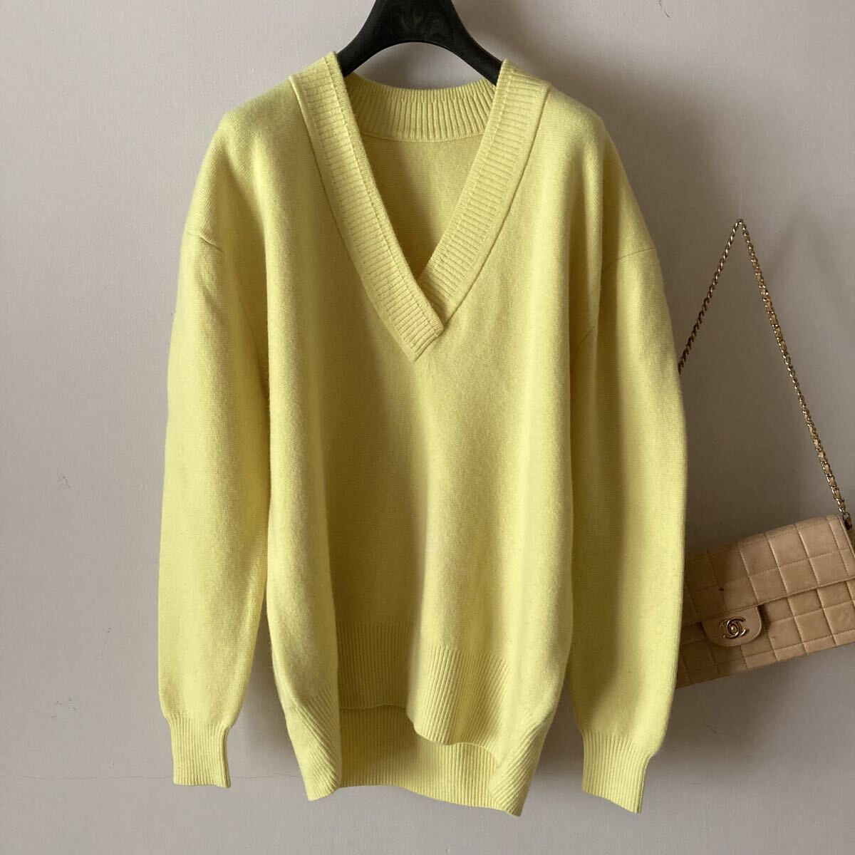 スタイリング/ケイシラハタ*ふわとろカシミヤ100% ゆるいプルオーバーニット*イエロー拍卖