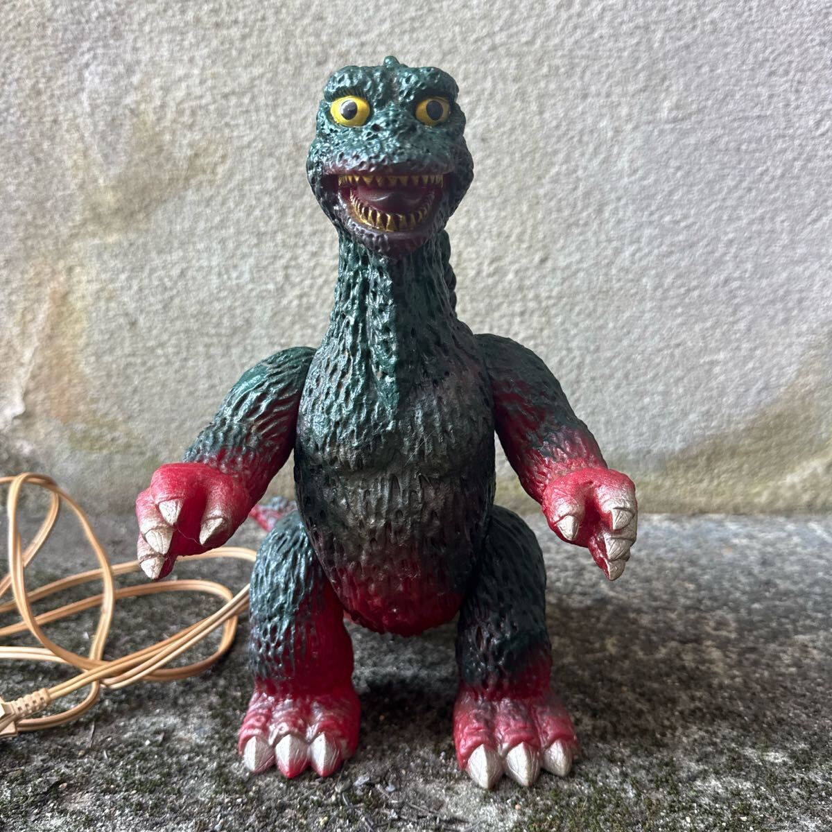 グレートザウルス ゴジラ  東宝 ライト点灯 当時物 日本製 ソフビ 怪獣 フィギュア拍卖
