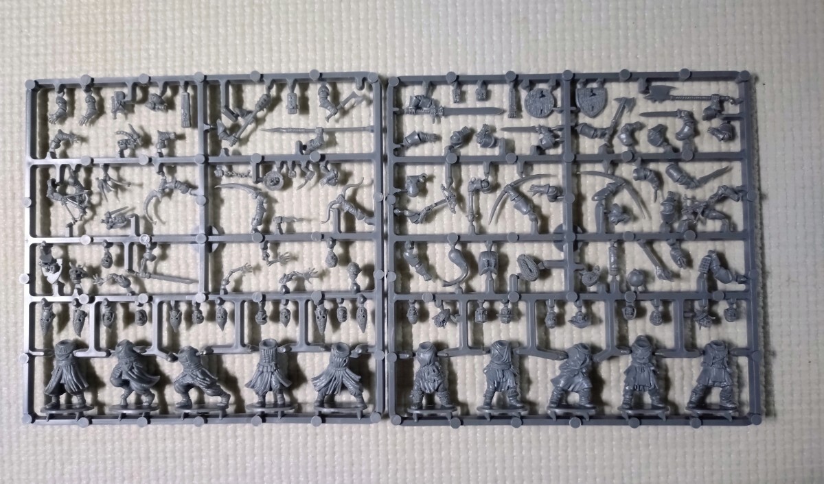 28mm キット (プラスチック) フロストグレイブ 狂信者 5体 & 兵士 5体 マルチポーズ 他のTRPGにも流用可能拍卖