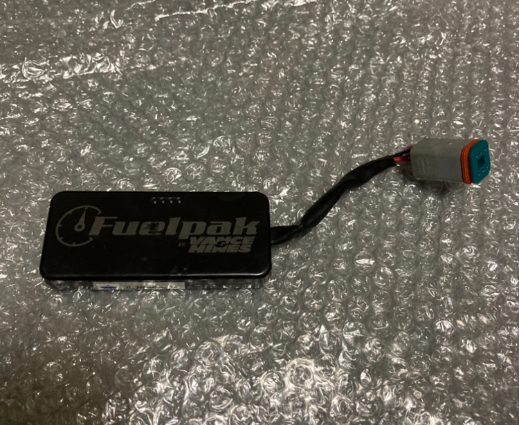 Fuel pak VANCE&HINES 正規品 2021年式 XL1200X使用 中古品です拍卖