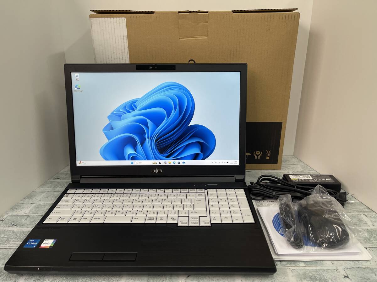 富士通 LIFEBOOK A5513/RX 2024年10月発表モデル Intel Core i5-1335U メモリ16GB+SSD512GB+DVD 顔認証 Office2021 15.6型FHD N7J1144拍卖