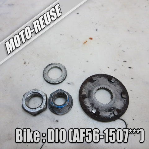 □【スマートDIO ディオ AF56】純正プーリーナット クラッチナット(スマートレター)(ZOOMER/SCOOPY/BITE/Z4)□K79421拍卖