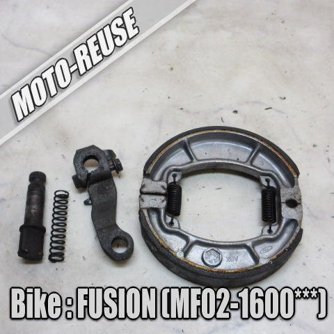 □【FUSION フュージョン MF02】純正リアブレーキASSY ライニング レバー シャフト スプリング(レターパックプラス)□K76049拍卖