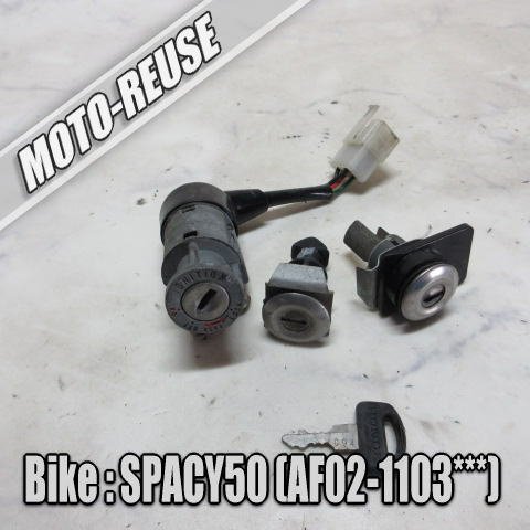 □【SPACY50 スペイシー50 AF02】純正キーSET キーセット (純正キー)「Key No.C94」□K74158拍卖