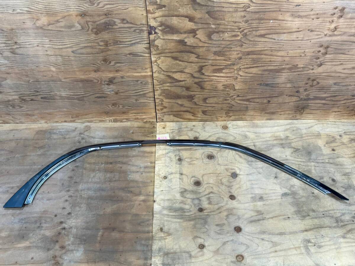 スバル インプレッサ GDB 右側 リアクォーターウインド リテーナー&モールディング 63531FE020 SUBARU IMPREZA WRX STI 純正 #112拍卖