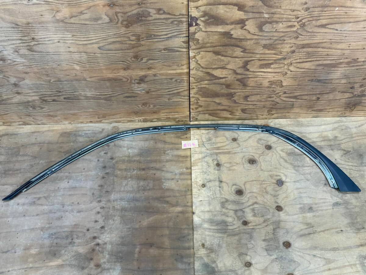 スバル インプレッサ GDB 助手席側 リアクォーターウインド リテーナー&モールディング 63531FE031 SUBARU WRX STI 純正 #114拍卖