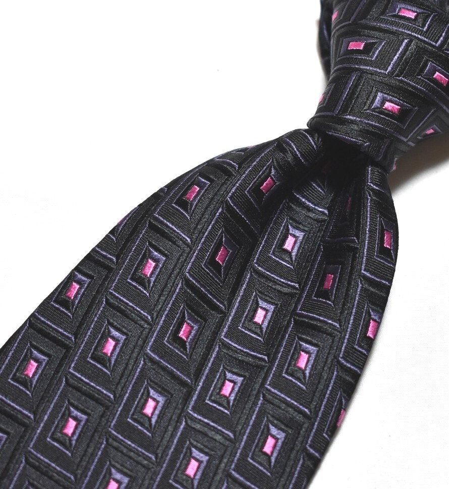 E295☆バナナリパブリック ネクタイ パターン柄☆3本以上送料無料拍卖