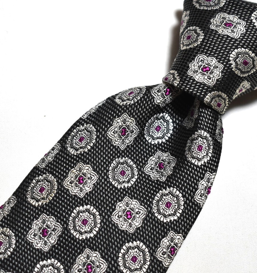 G093☆アルマーニ ネクタイ パターン柄☆3本以上送料無料拍卖