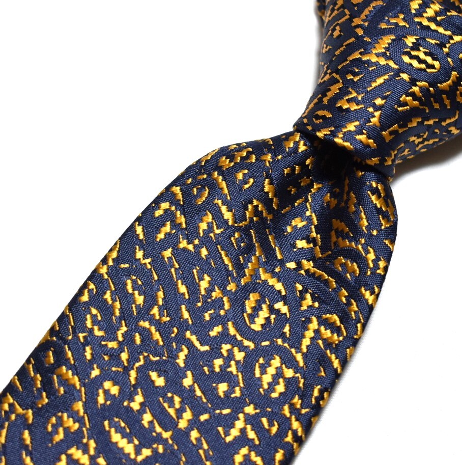 E479☆ピエールカルダン ネクタイ パターン柄☆3本以上送料無料拍卖