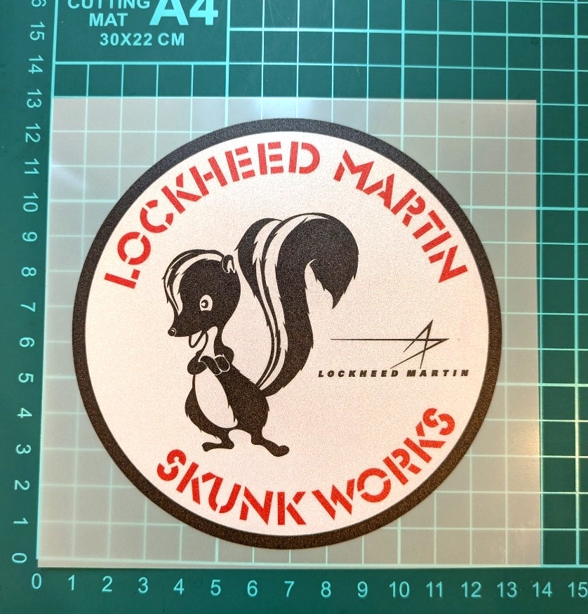 スカンクワークス トップガン アメリカ 航空機 車 ミリタリー ヘルメット バイク 車 装飾 ステッカー 防水シール拍卖