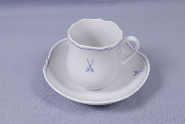11078■ 新品未使用 Meissen マイセン 「ホワイトマイセン」 カップ&ソーサー 双剣マーク ドイツ 洋食器拍卖