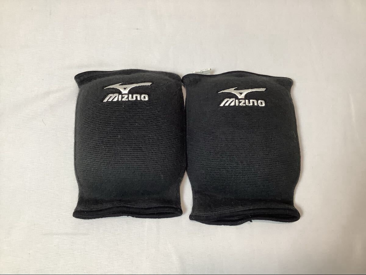 (未使用 レディース) MIZUNO ミズノ // ロゴ刺繍 バレーボール 膝パット付きサポーター 2個 (黒) サイズ F 拍卖