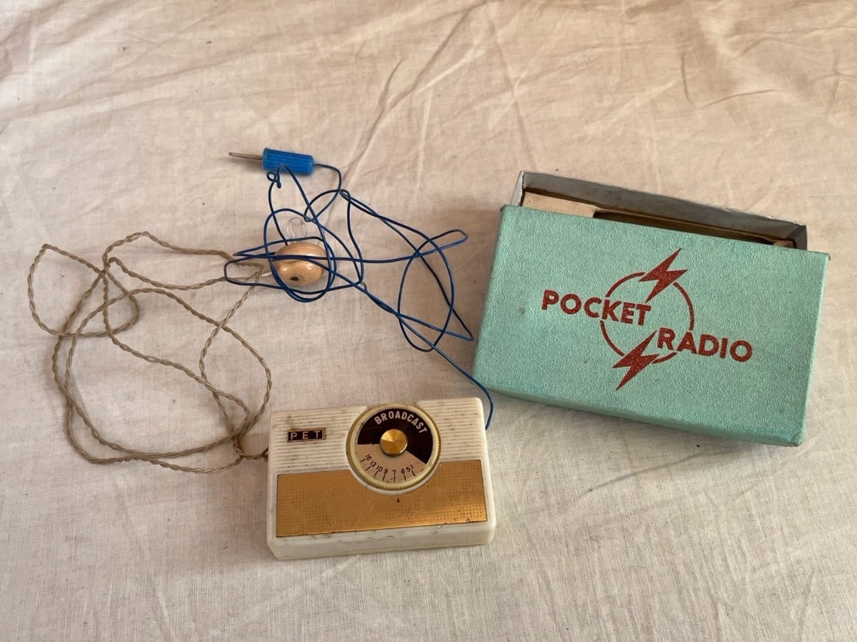 ゲルマニウムラジオ/PET/Pocket Radio 当時物 アンティーク ラジオ レトロ 昭和レトロ ヴィンテージ アンティークラジオ 現状品拍卖