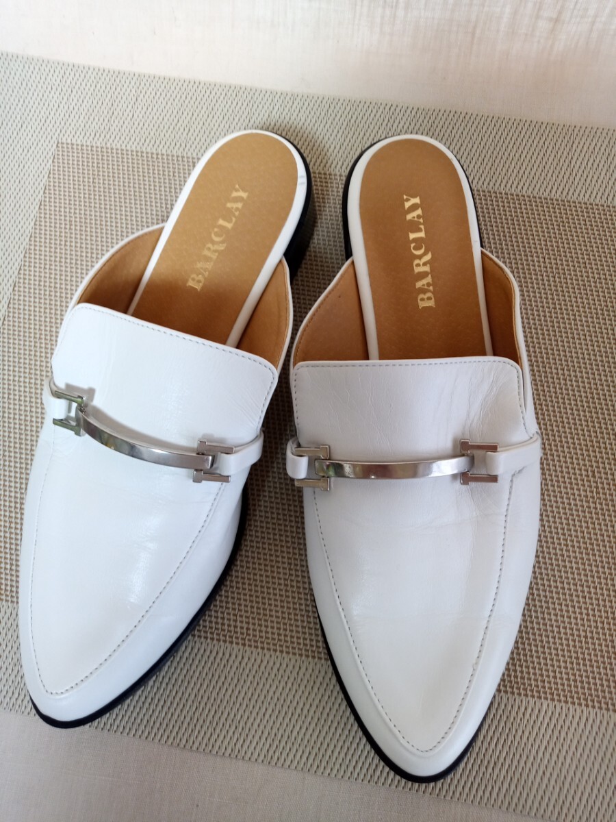 4455 ★★ BRCLAY ローヒールサンダル シューズ 23.5cm 白拍卖