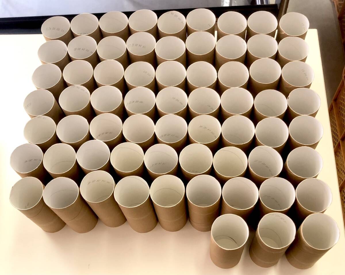 トイレットペーパーの芯-66本【夏休みの自由工作などにどうぞ】拍卖