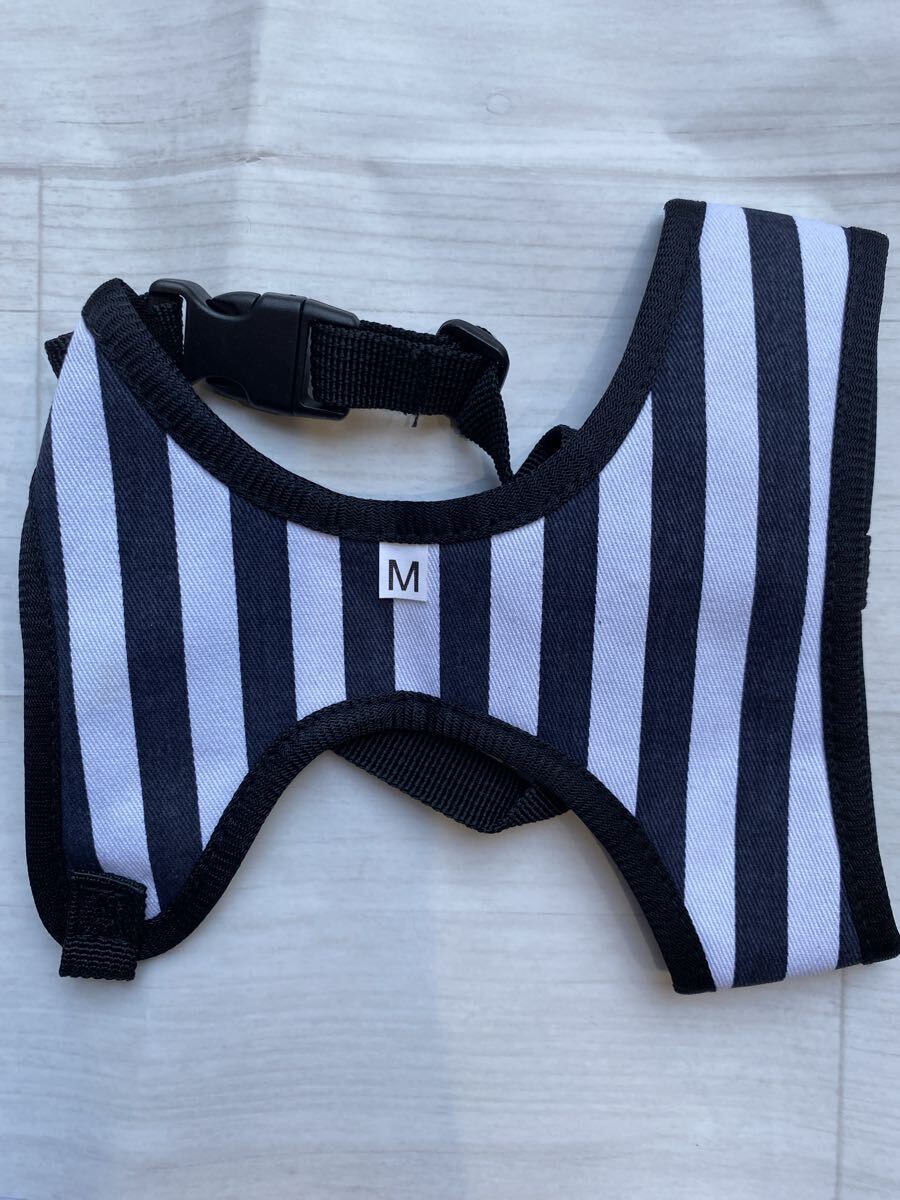 ストライプデザイン Mサイズ ハーネス 小型犬 中型犬拍卖