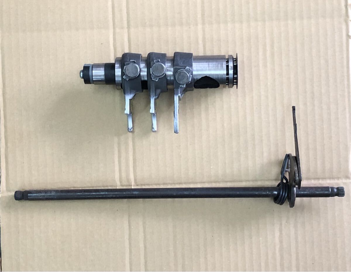 750SS H2 シフトフォーク シフトドラム チェンジシャフト マッハ エンジン ミッション拍卖