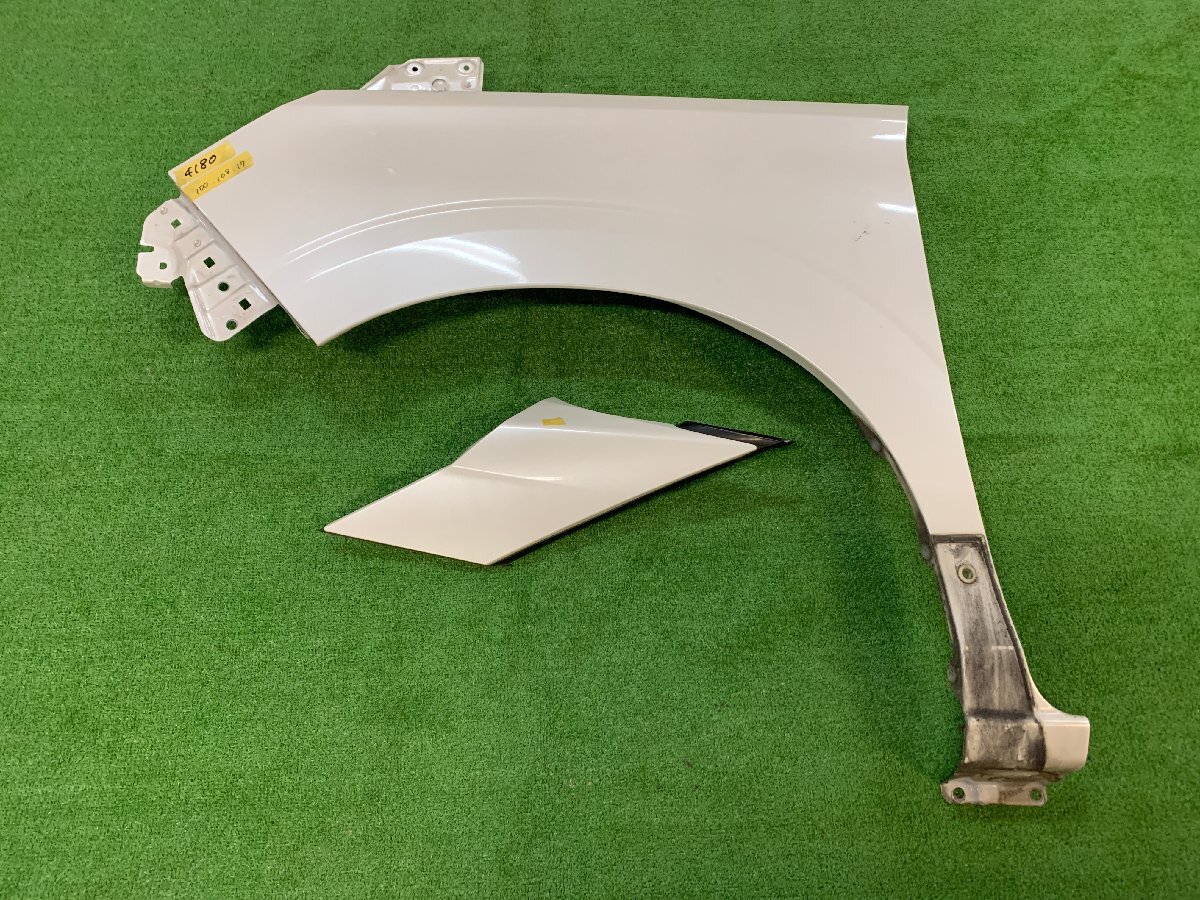 NISSAN 日産 セレナ C27 雹害 左フロントフェンダー 左 L 助手席側 フロントフェンダー フロント フェンダー 修復・付け替え等に拍卖
