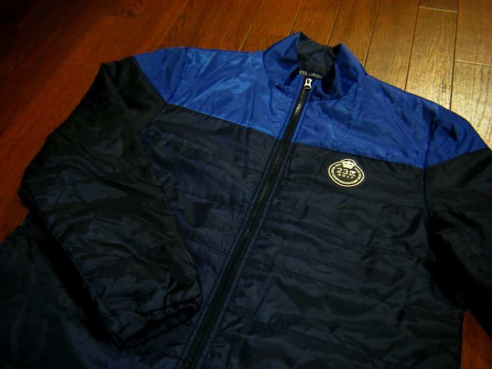 美品〇23区 中綿入り ジャケット L 切り返し ネイビー&濃青色 オンワード樫山拍卖