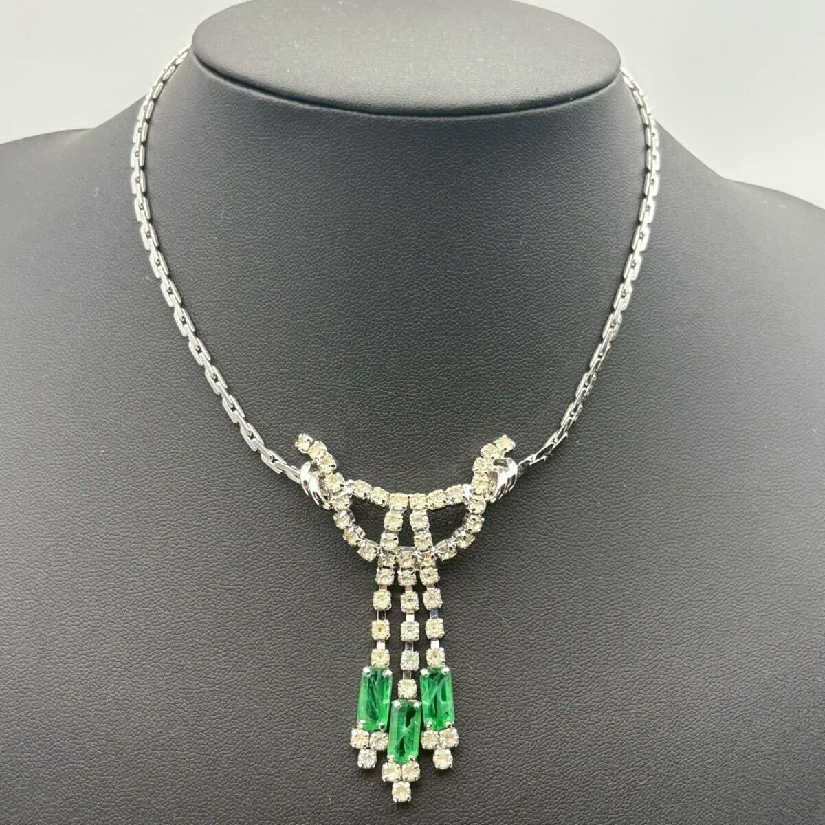 【希少・極美品】Christian Dior クリスチャンディオール ネックレス チョーカー シルバー クリスタル カラーストーン 大ぶり 3連拍卖