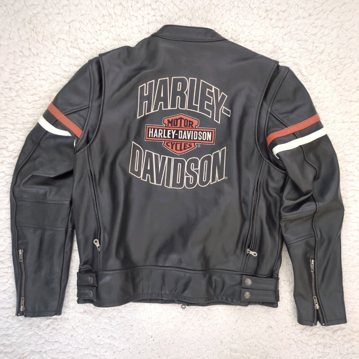 美品 ハーレーダビッドソン HARLEY DAVIDSONレザージャケット シングル ライダースブルゾン バック ロゴ メンズ Мサイズ 2008年 本革拍卖