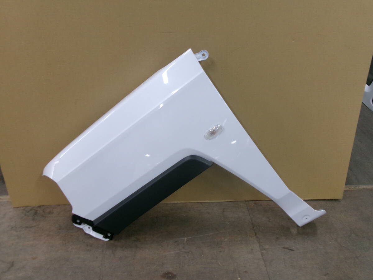 ☆LA900S タフト 左フロントフェンダー!☆拍卖