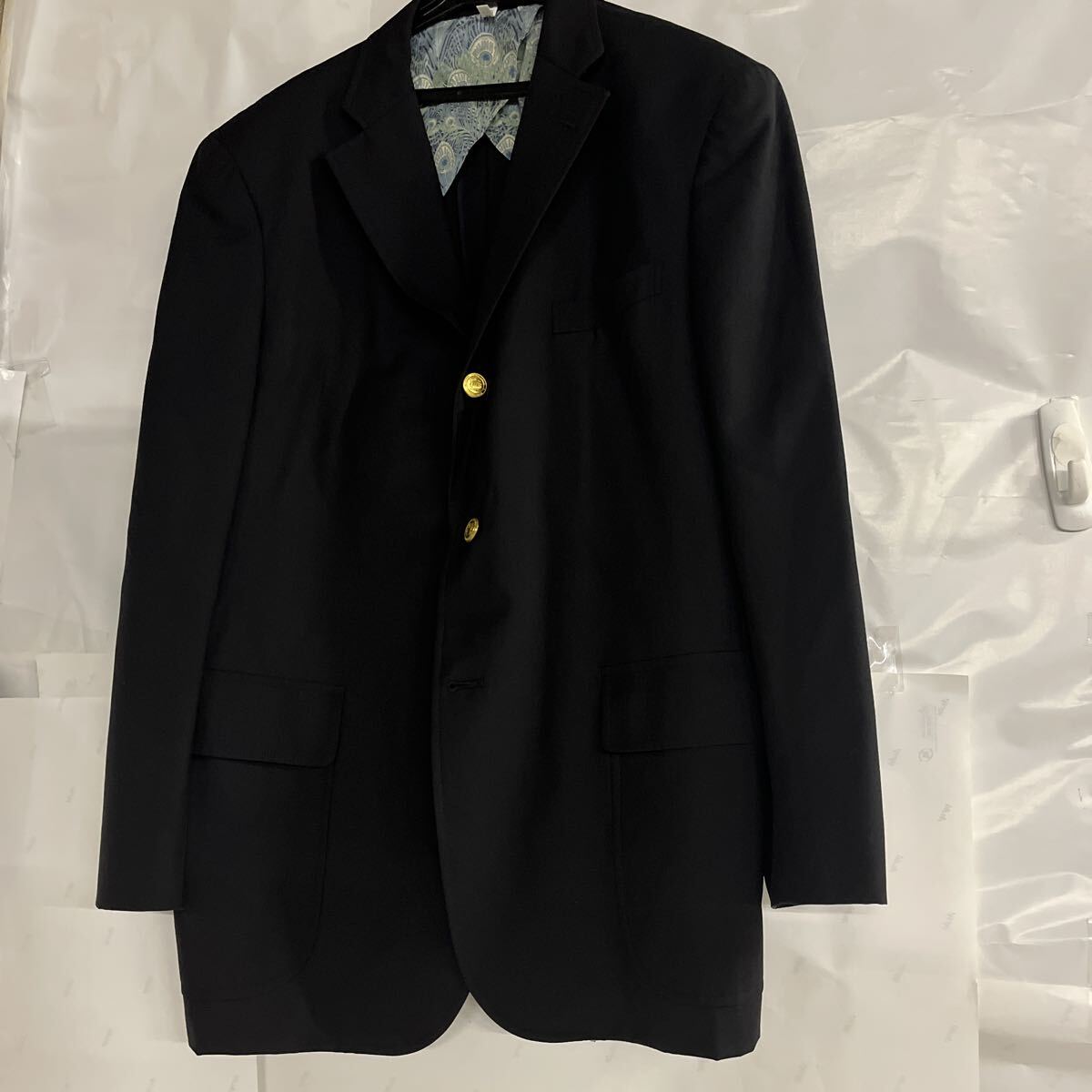 クリーニング済み J.PR E S S PR ESS CLU S IV E 春秋用ビジネスジャケット濃紺 裏地が素敵です ネイビー 金ボタン拍卖