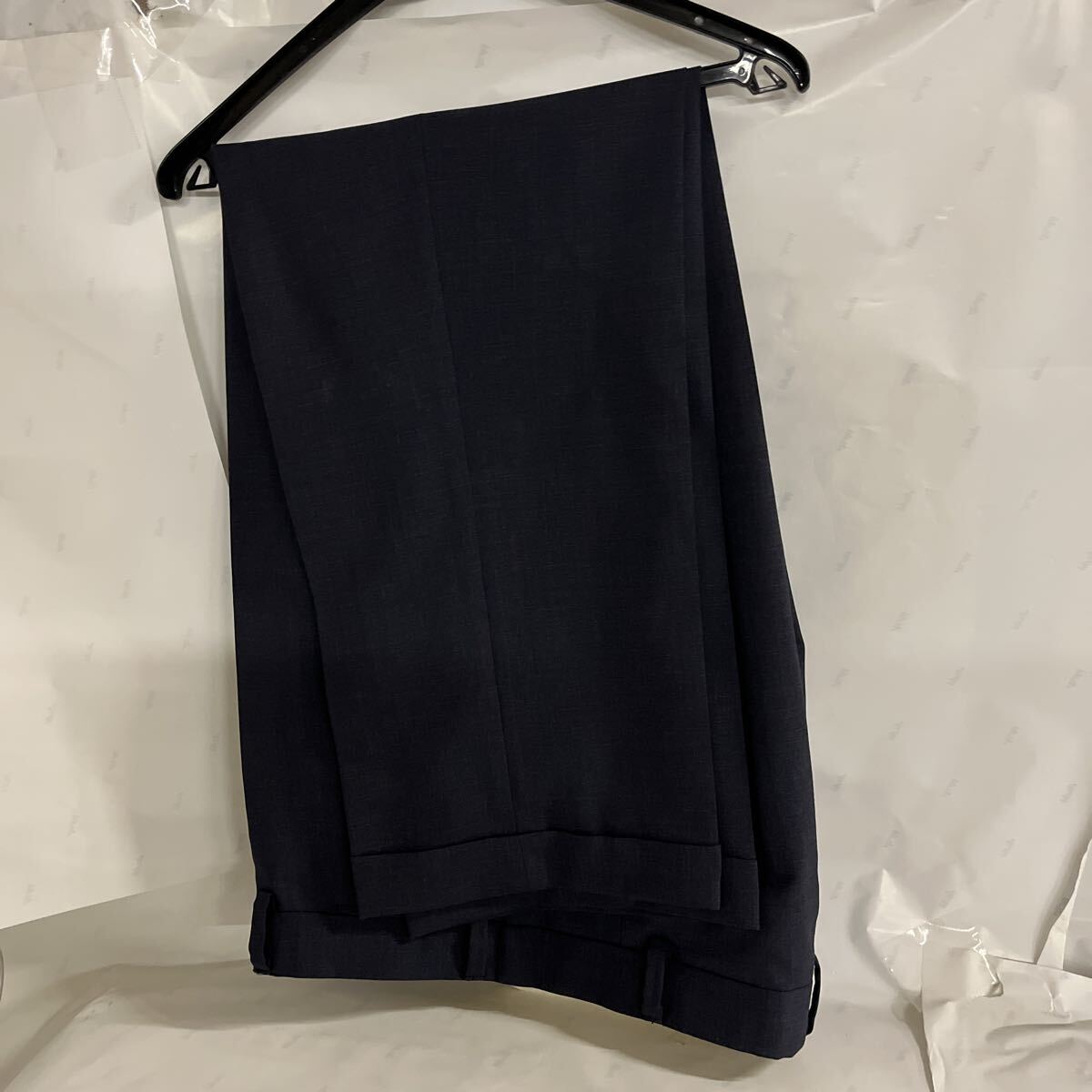クリーニング済み  ITA LY製生地使用 J.PR E S Sビジネス用スラックス 濃紺XLサイズ 春秋用? スラックス 裾はダブルです拍卖