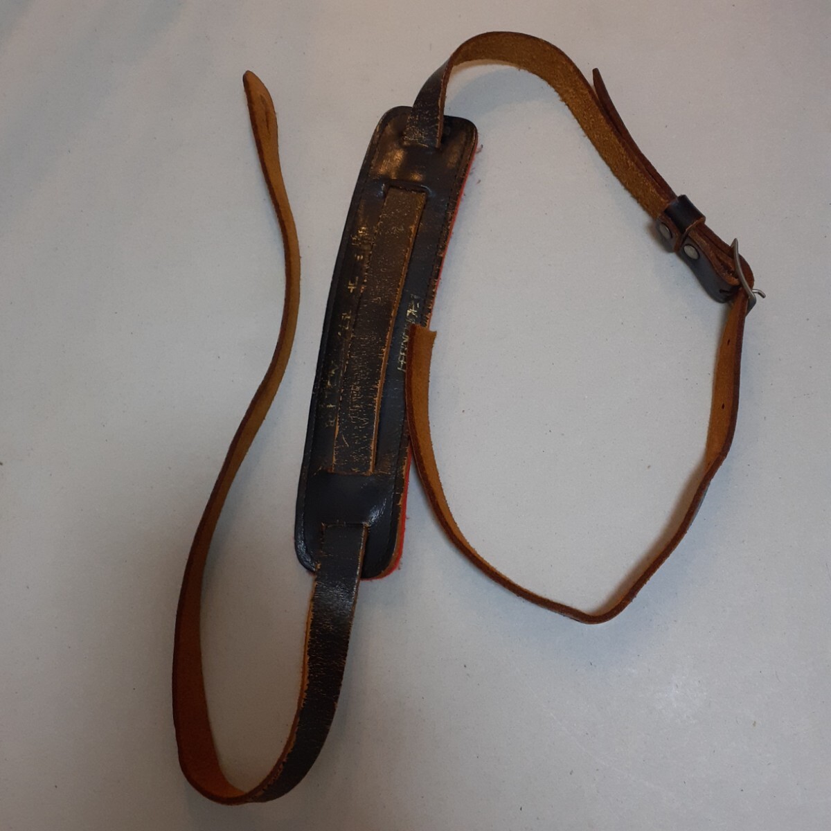 送料無料 ギターストラップ 布袋モデル 当時物 布袋寅泰拍卖