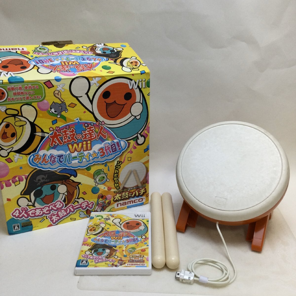 【中古品/CH】任天堂 Wii 太鼓とバチ みんなでパーティ3代目 タタコン 台座 バチ ソフト 太鼓の達人 Wiiu RS1016/000拍卖