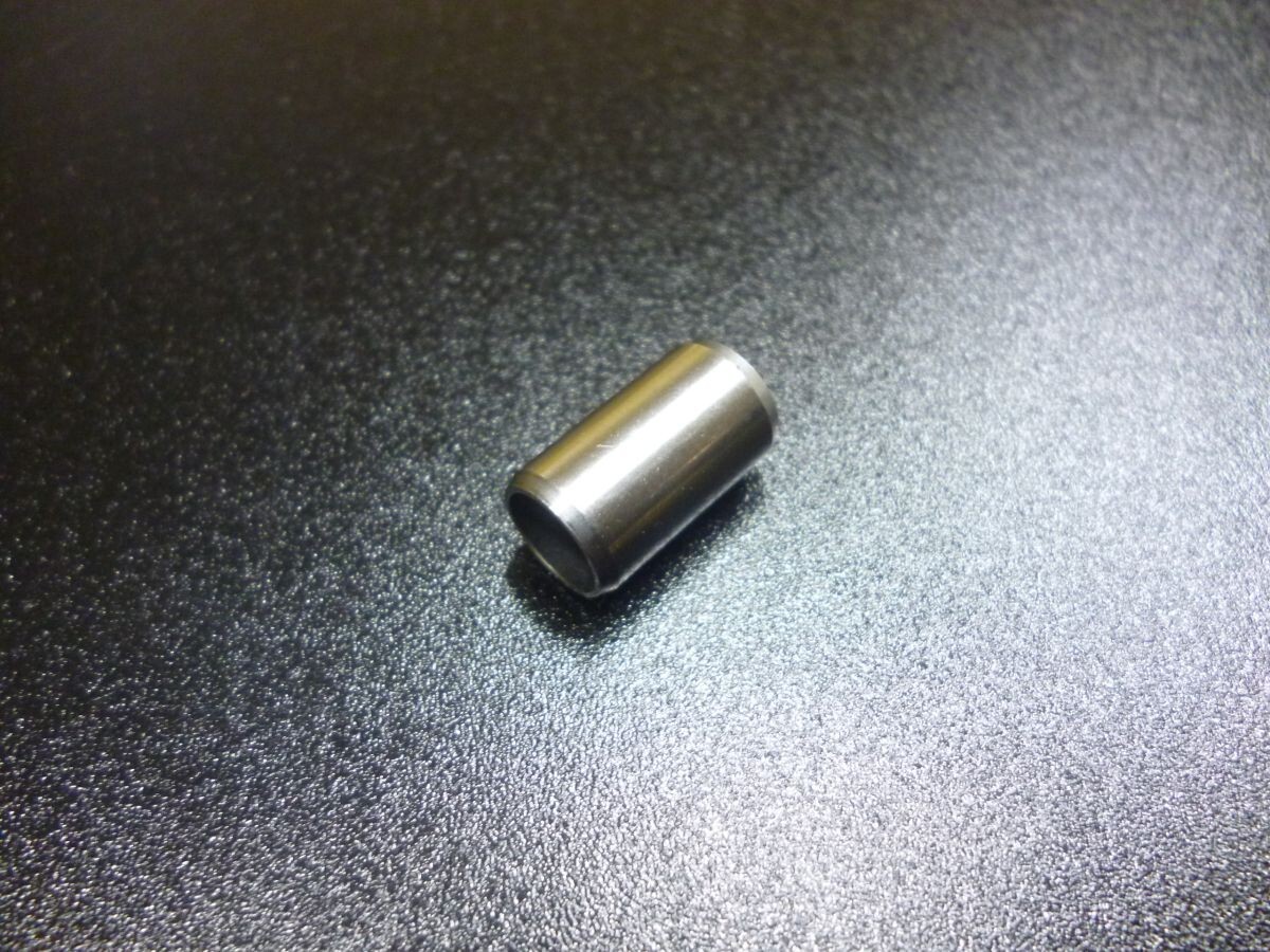 CBX400F(1)エンジンカバー ノックピン☆CBX550F CBR400F拍卖