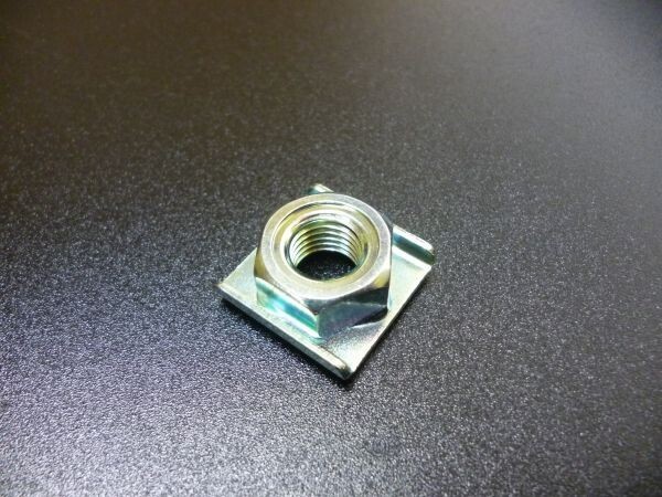 CBX400F(0)ヘッドライトケース ナット☆CBX550F拍卖