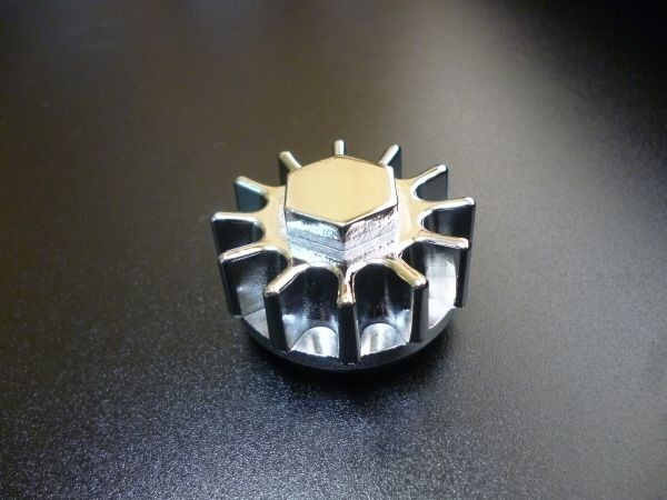 GS400(1)オイルキャップ フィン付き メッキ☆拍卖