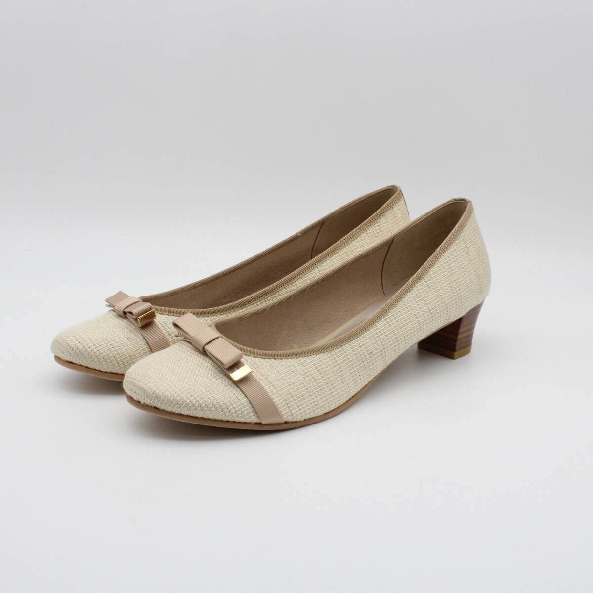 新品♪terrace テラス リボンモチーフパンプス(26cm)拍卖