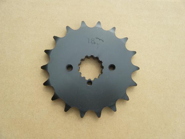 Z1用 530-18丁 フロントスプロケット 新品 【 ゼス 】拍卖