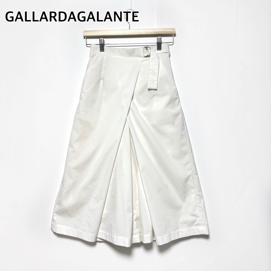 ガリャルダガランテ ラップ風 クロップド丈 ワイドパンツ 白 ホワイト ウエストゴム 0サイズ 日本製 GALLARDA GALANTE NAVY m5077拍卖