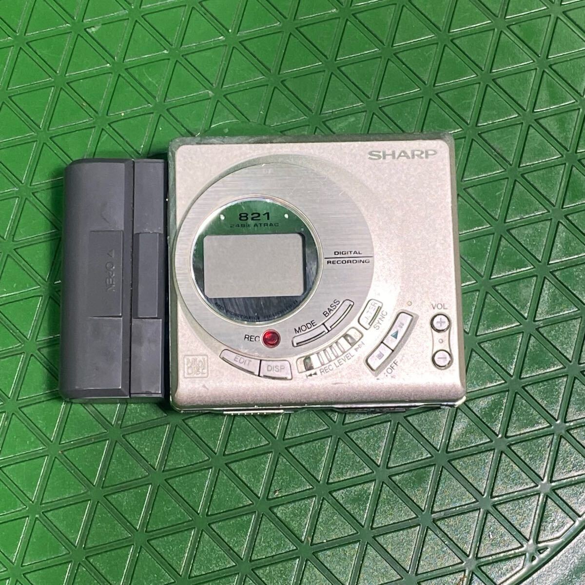 【ジャンク】SHARP MD-MT821-S WALKMAN 動作未確認 通電NG 中古品 部品取り 10211206拍卖