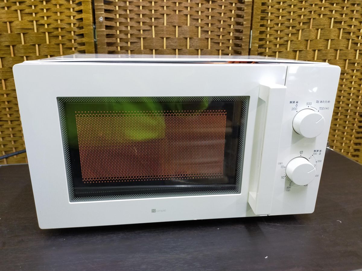 F01-20251024-05【美品・動作確認済】ニトリ 電子レンジ MM720CUKN4 2024年製 50Hz専用 ホワイト 単機能レンジ拍卖