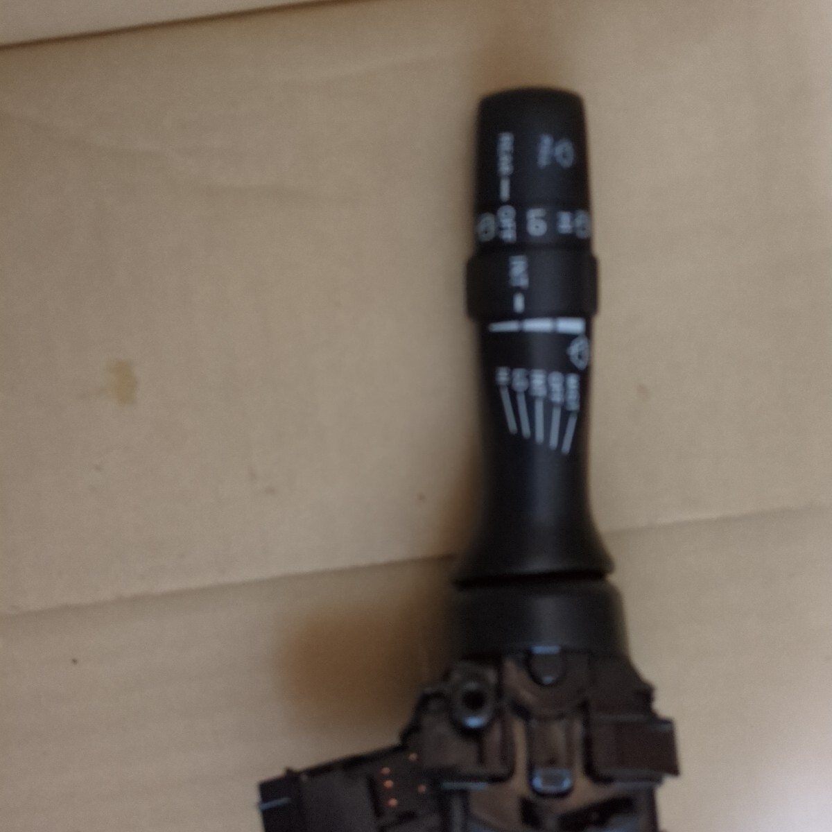 ジムニーjb64jb74時間調整式ワイパースイッチ送料600円リヤワイパ間欠スイッチ付き拍卖