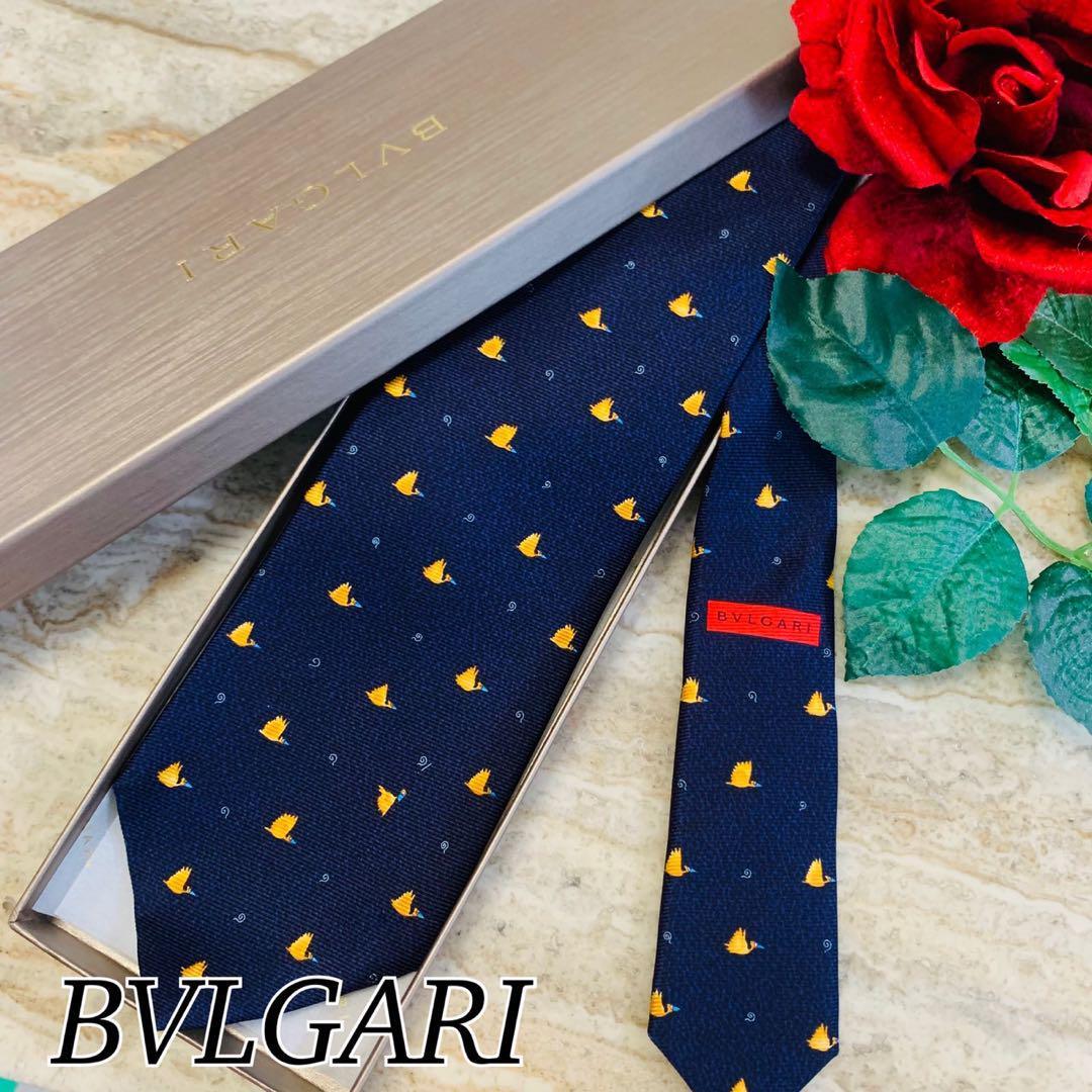 N31 美品 ブルガリ セッテピエゲ 鳥総柄 ネイビー ネクタイ メンズ拍卖