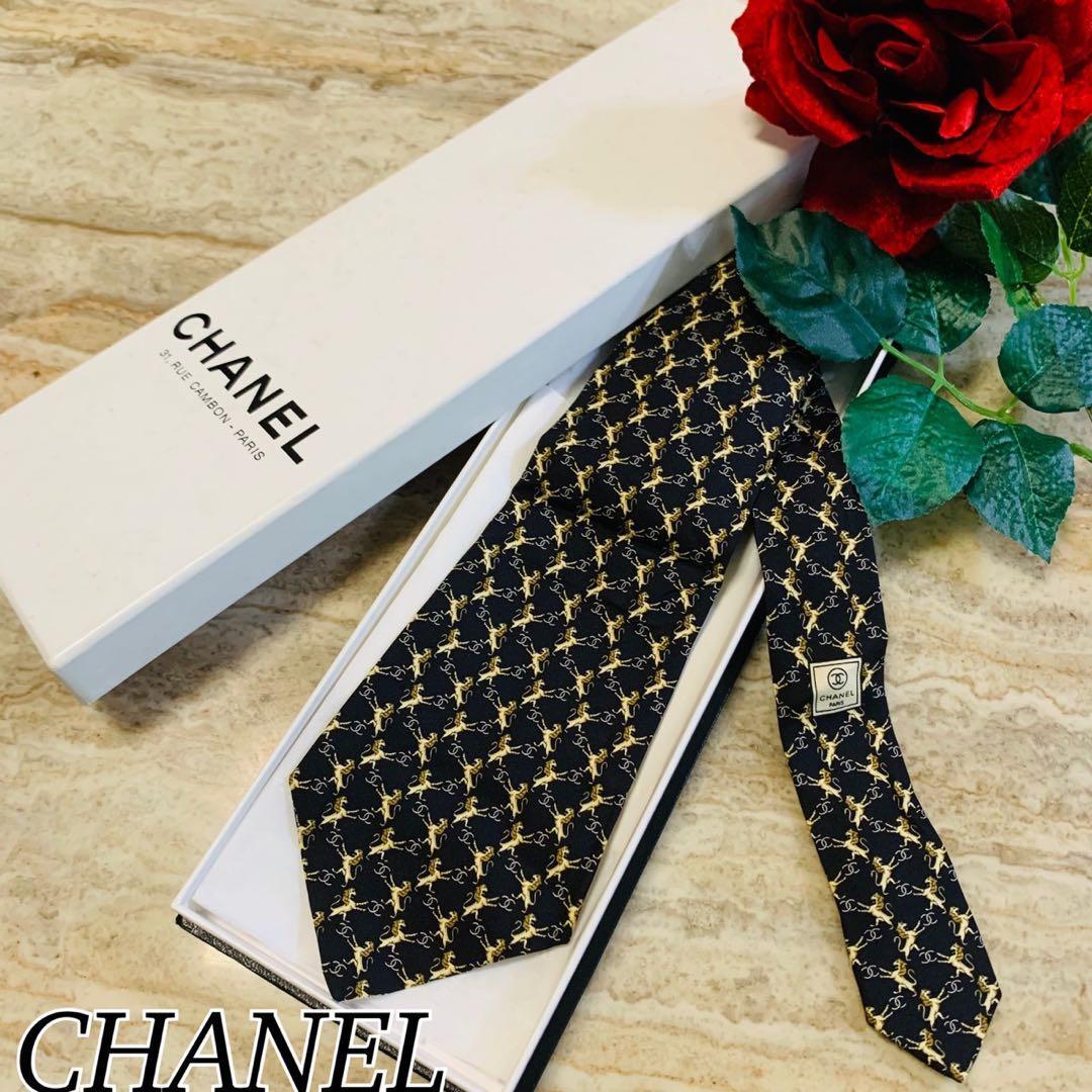N99 シャネル ココマーク ホース総柄 ブラック ネクタイ メンズ拍卖