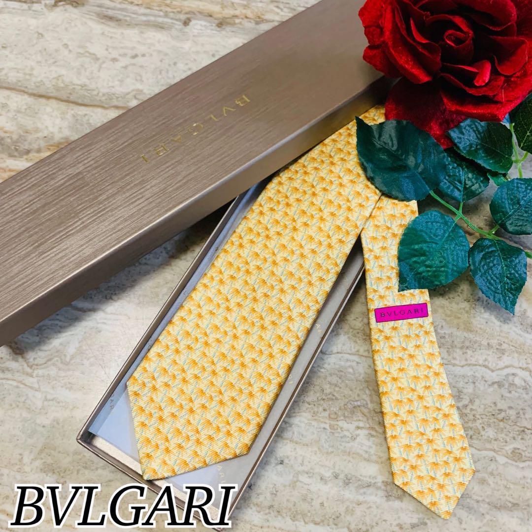 N73 新品未使用 ブルガリ セッテピエゲ 総柄 ネクタイ メンズ拍卖