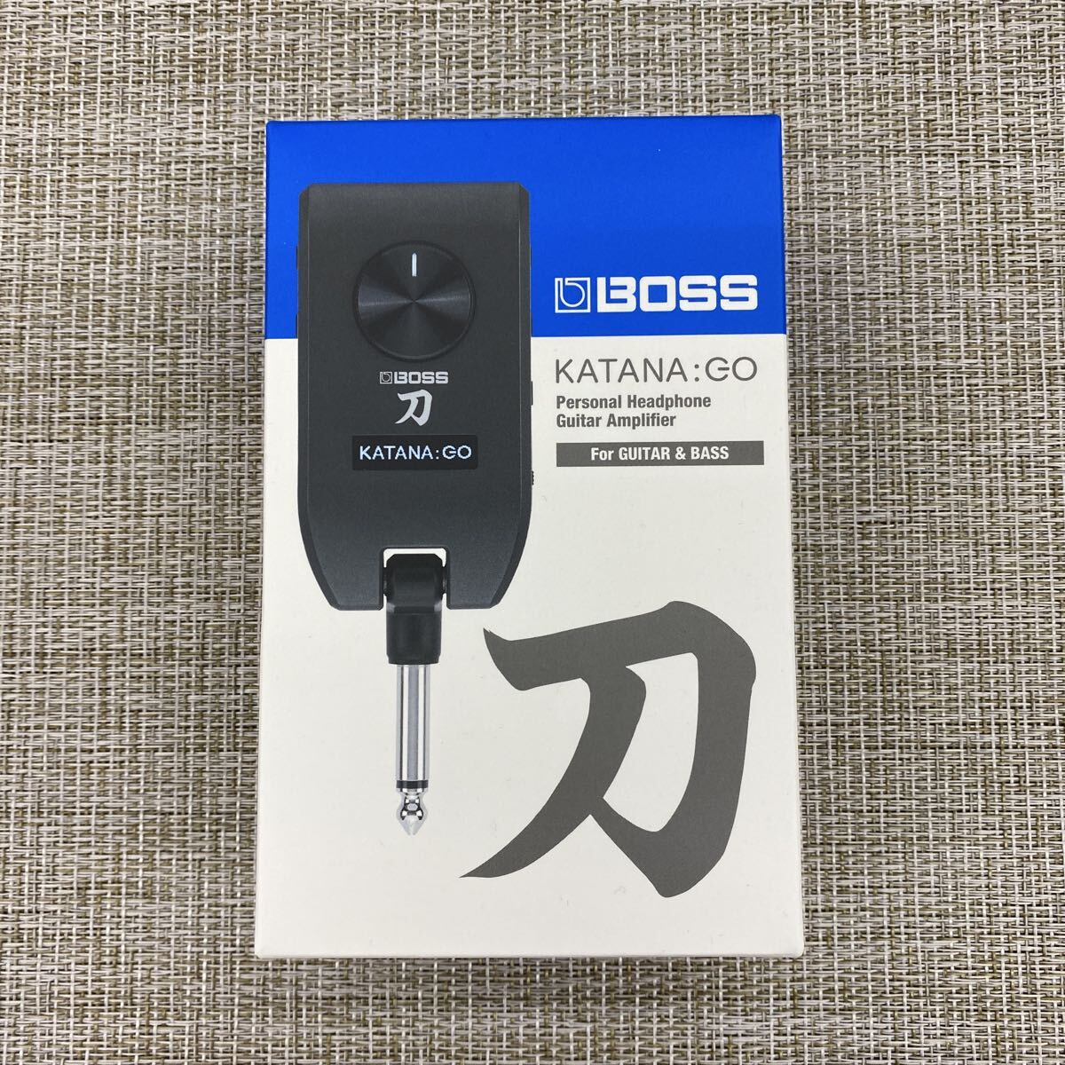 新品 未開封 BOSS KATANA GO ヘッドホンギターアンプ ギター ベース KTN-GO 刀拍卖